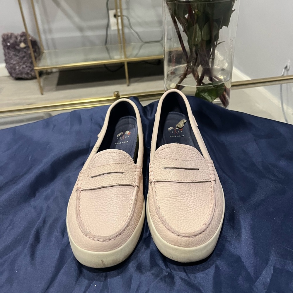 Light pink Coke Hann Loafers